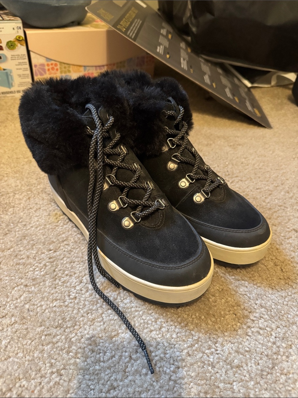 Kookaburra by UGG women’s winter boots